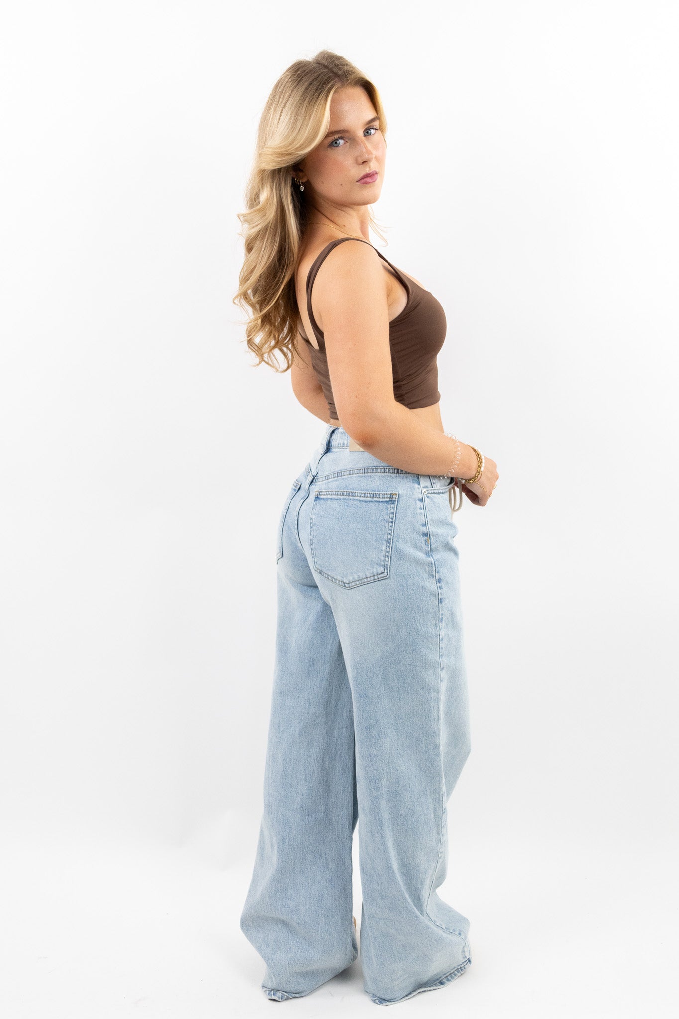 Aurora – Wide-Leg Jeans with Front Drawstrings