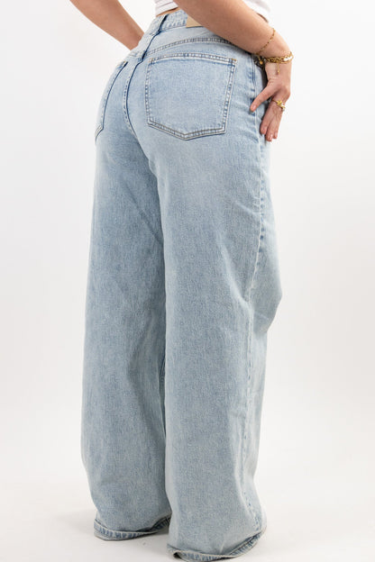 Aurora – Wide-Leg Jeans with Front Drawstrings