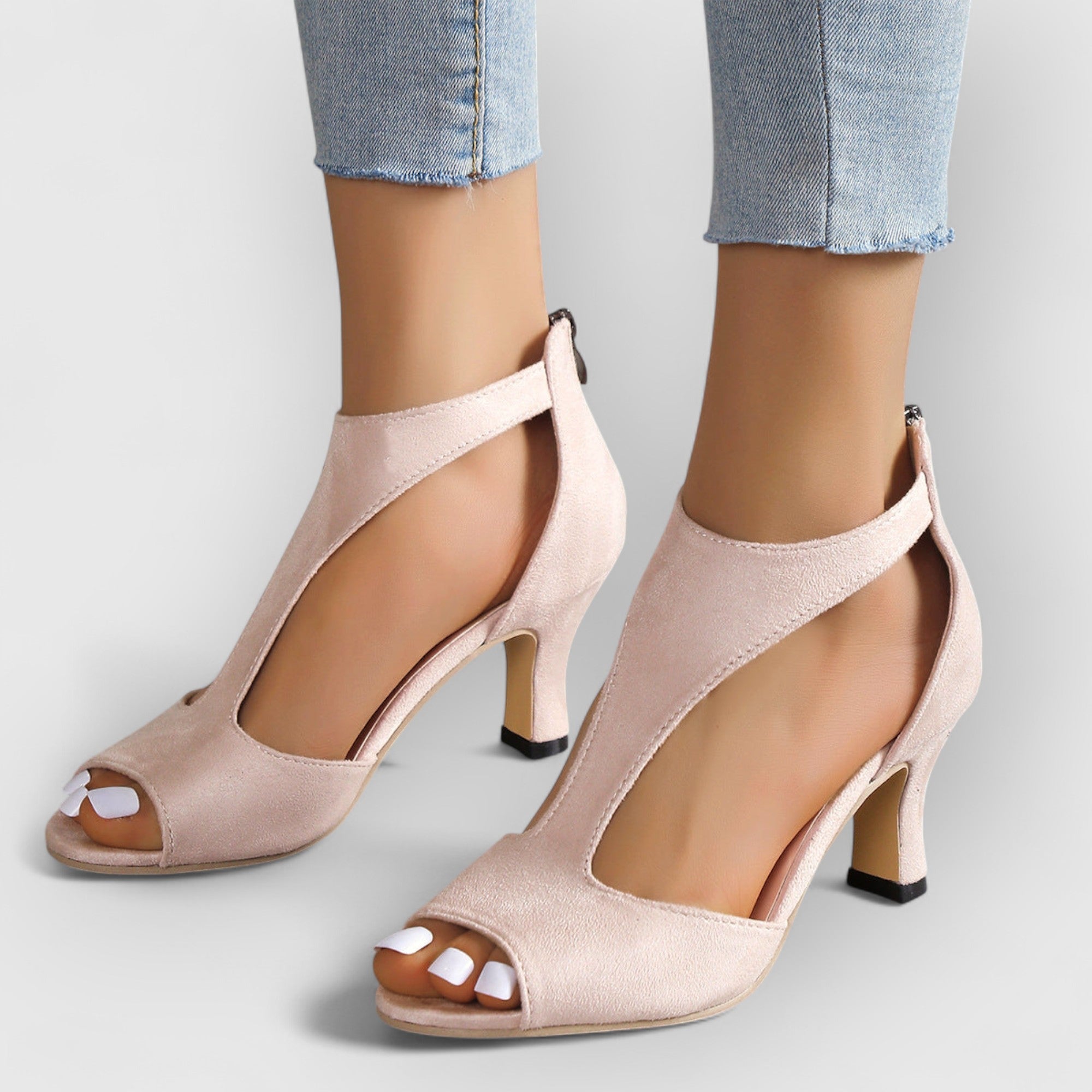 Nessa | Orthopedic Sandals with Heel and Cutout Design